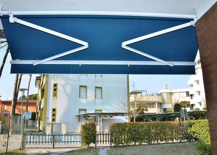Degli Aceri 公寓 *